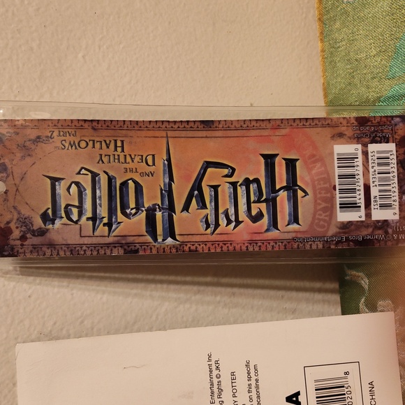 Bundle of Harry Potter Keychain and Hermione Bookmark NWT - Picture 4 of 7